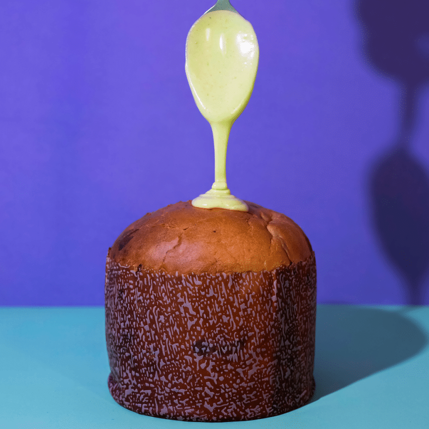 Chocottone Vegano com Creme de Pistache e Gotas de Chocolate Branco 730g - Super Vegan
